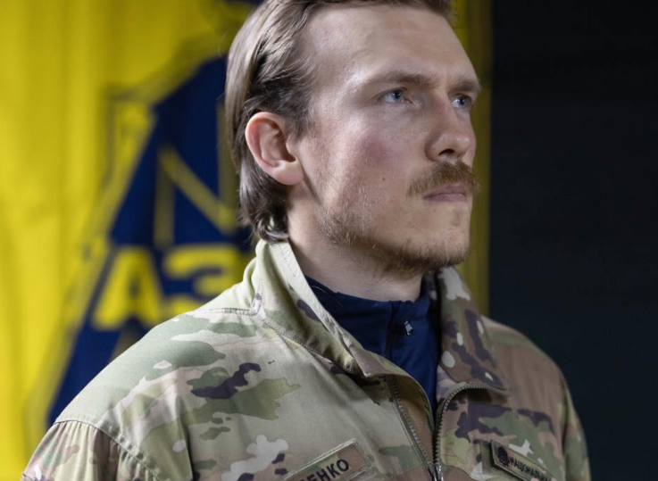 Зеленський підвищив у військовому званні Дениса "Редіса" Прокопенка